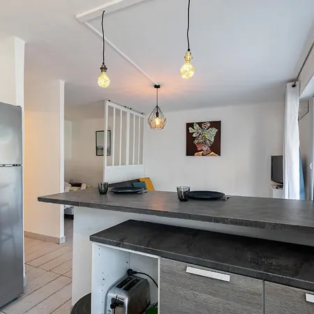Apartment Studio En Plein Coeur De Cannes